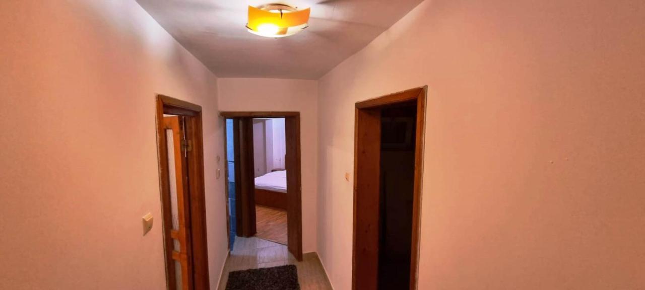 Апартаменти Apartament Florina Констанца Екстер'єр фото